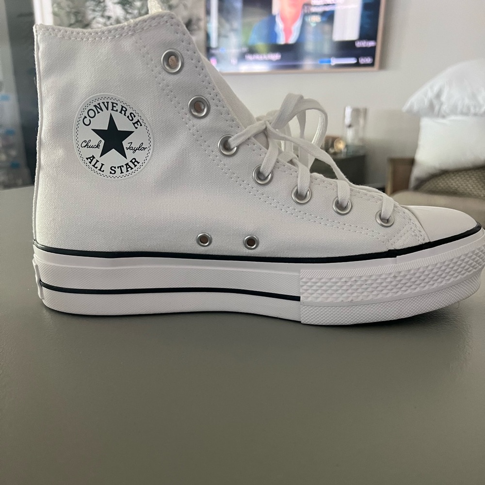 Converse Chuck Taylor All Star Lift Hi in White